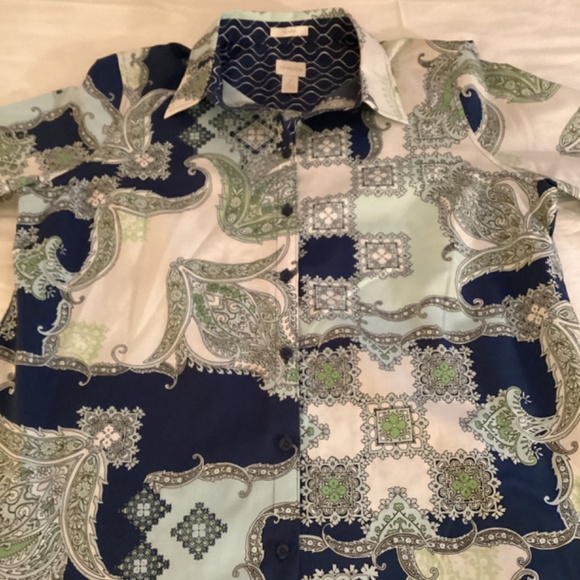 Chico’s size 2 (L) button up blouse - Picture 5 of 6